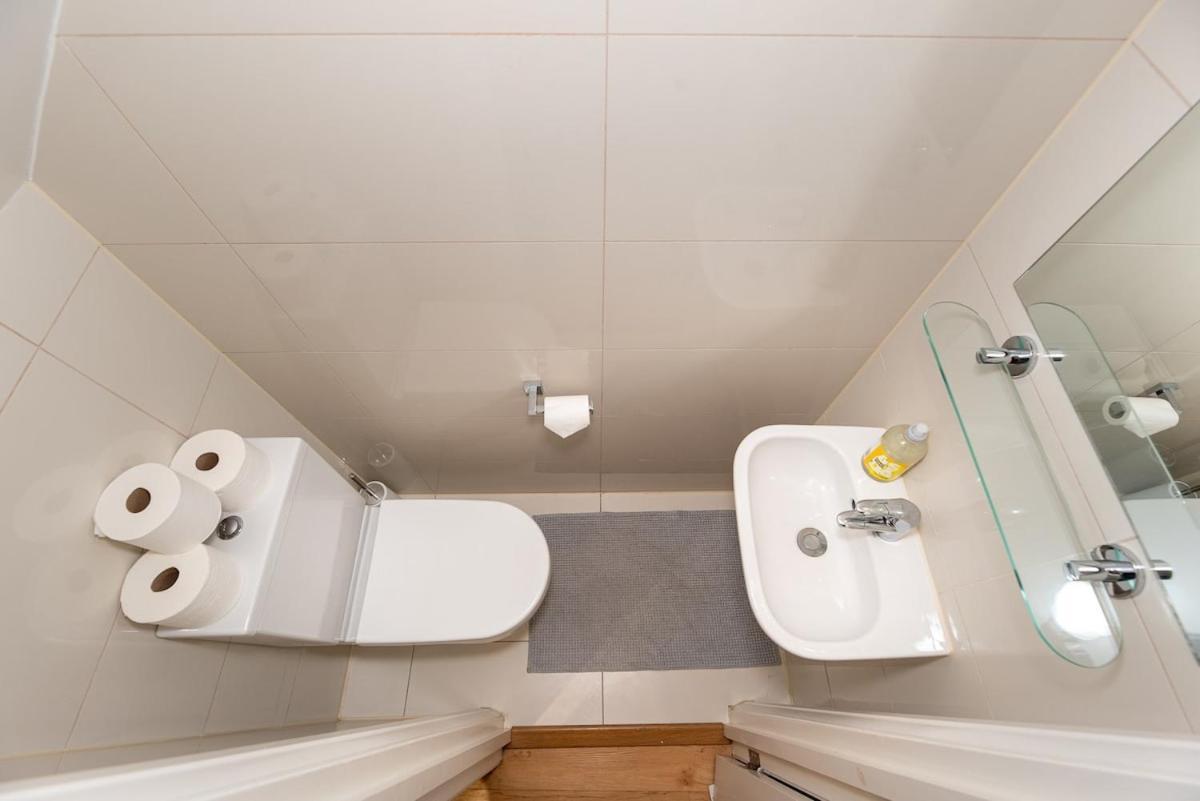 3 Bedroom Apartment With Private Terrace In Pimlico, Westminster, Victoria لندن المظهر الخارجي الصورة