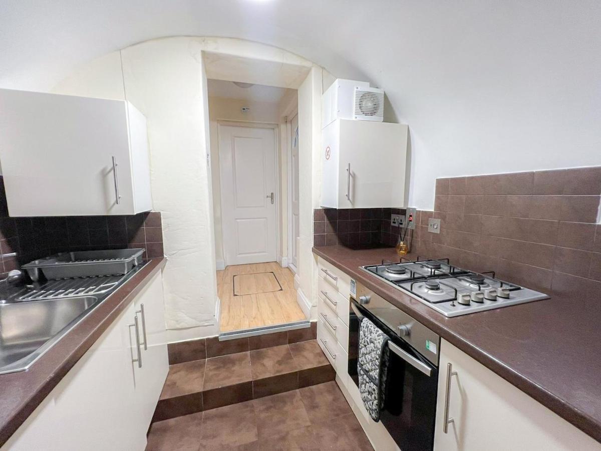 3 Bedroom Apartment With Private Terrace In Pimlico, Westminster, Victoria لندن المظهر الخارجي الصورة